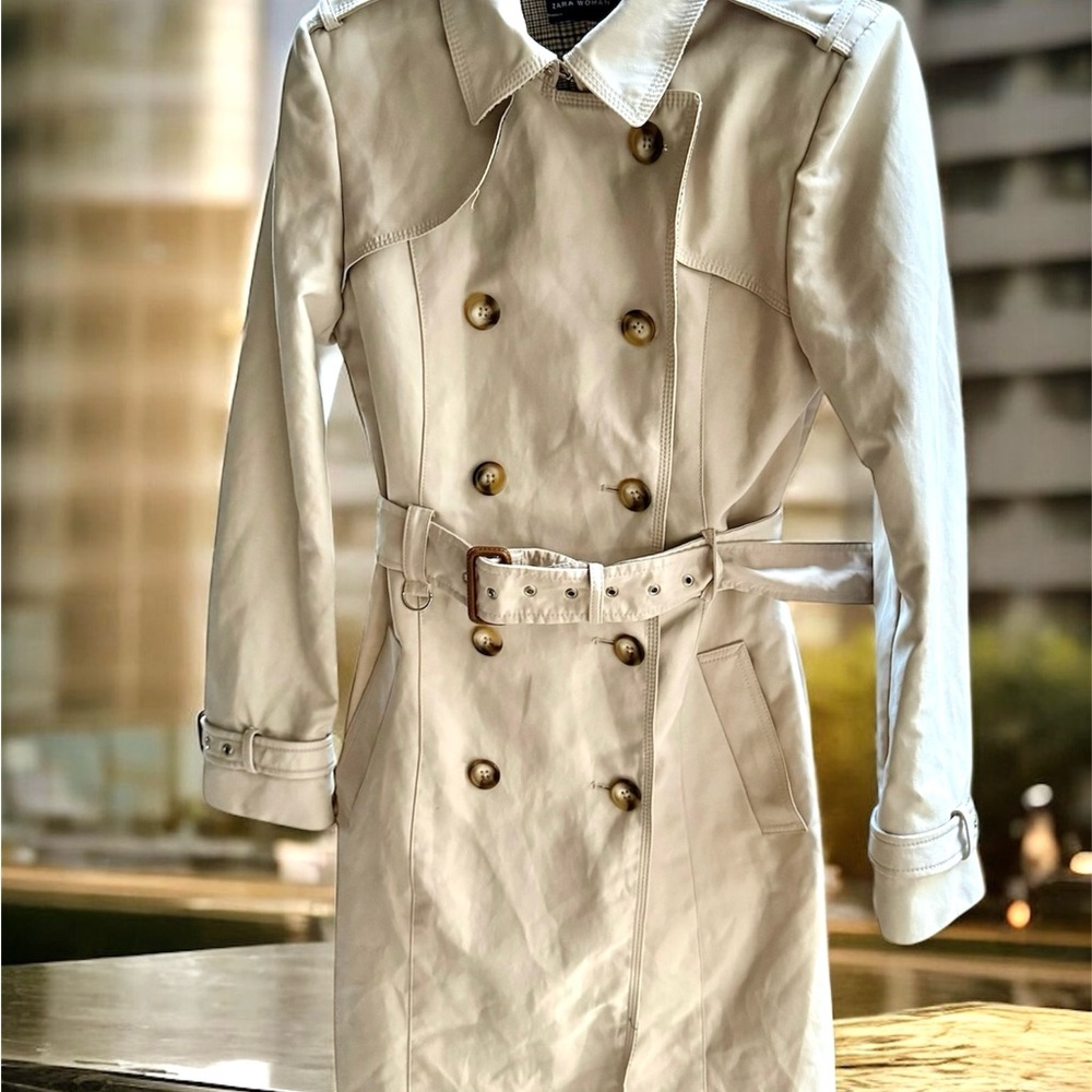 Zara Classic Cream Double-Breasted Trench Coat